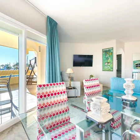 Wintowinrentals Luxury And Sea View Inside Puerto Marina Lejlighed *