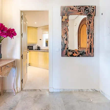 Wintowinrentals Luxury And Sea View Inside Puerto Marina Lejlighed *