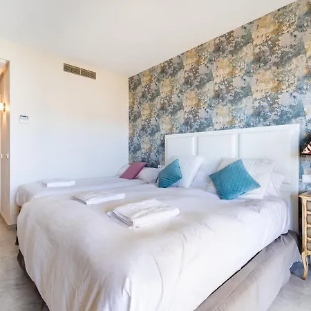 Lejlighed Wintowinrentals Luxury And Sea View Inside Puerto Marina *