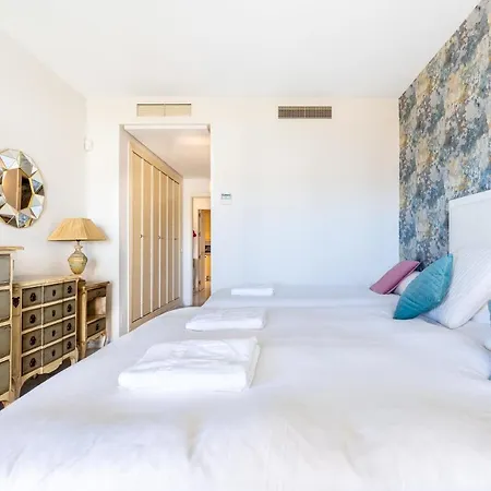 Lejlighed Wintowinrentals Luxury And Sea View Inside Puerto Marina *